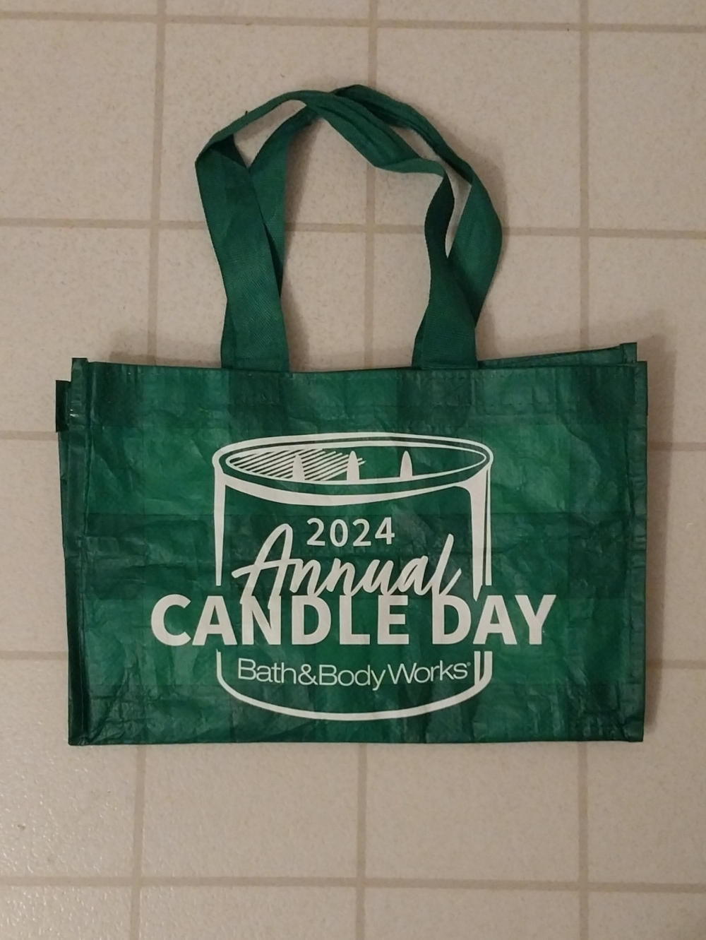 Bath & Body Works Green Annual Candle Day Tote